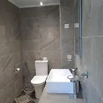 Konukevi Don Kostangelo Nikiana