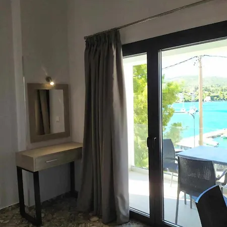 Don Kostangelo Nikiána